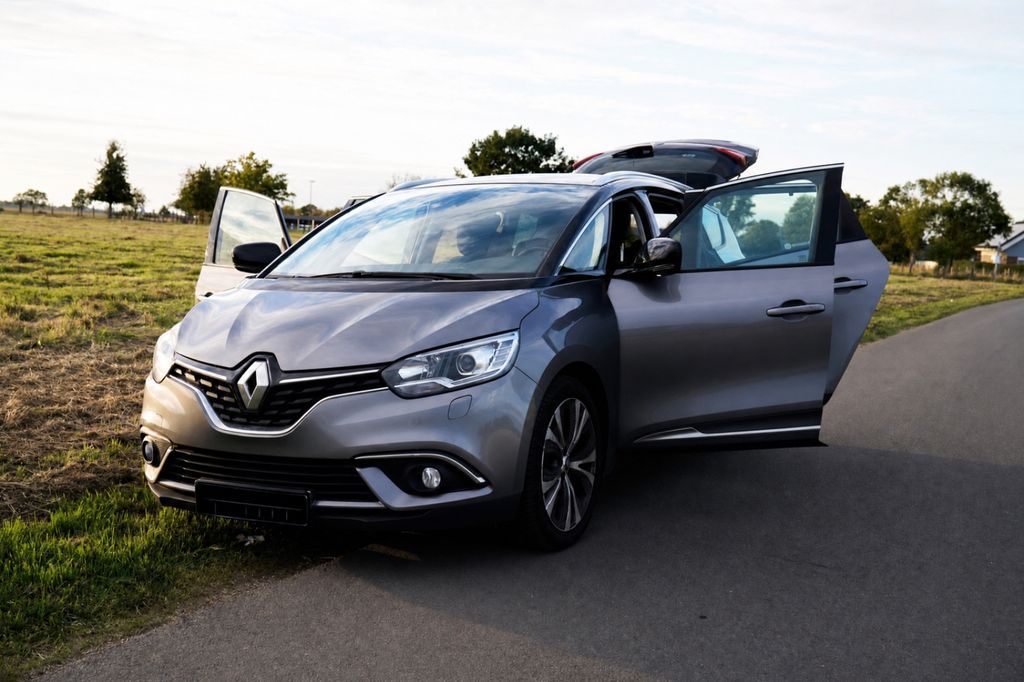 Image of Renault Grand Scenic