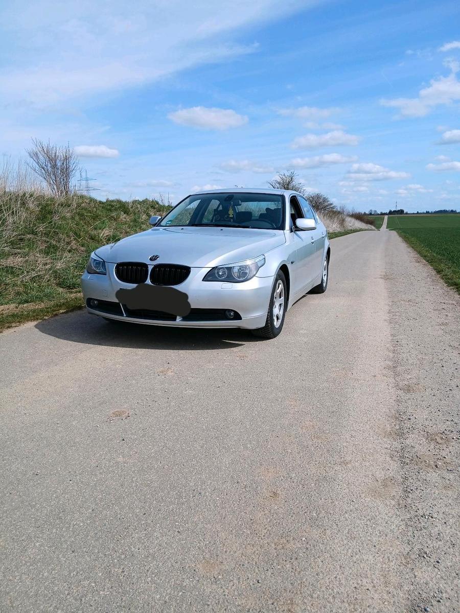 BMW 225