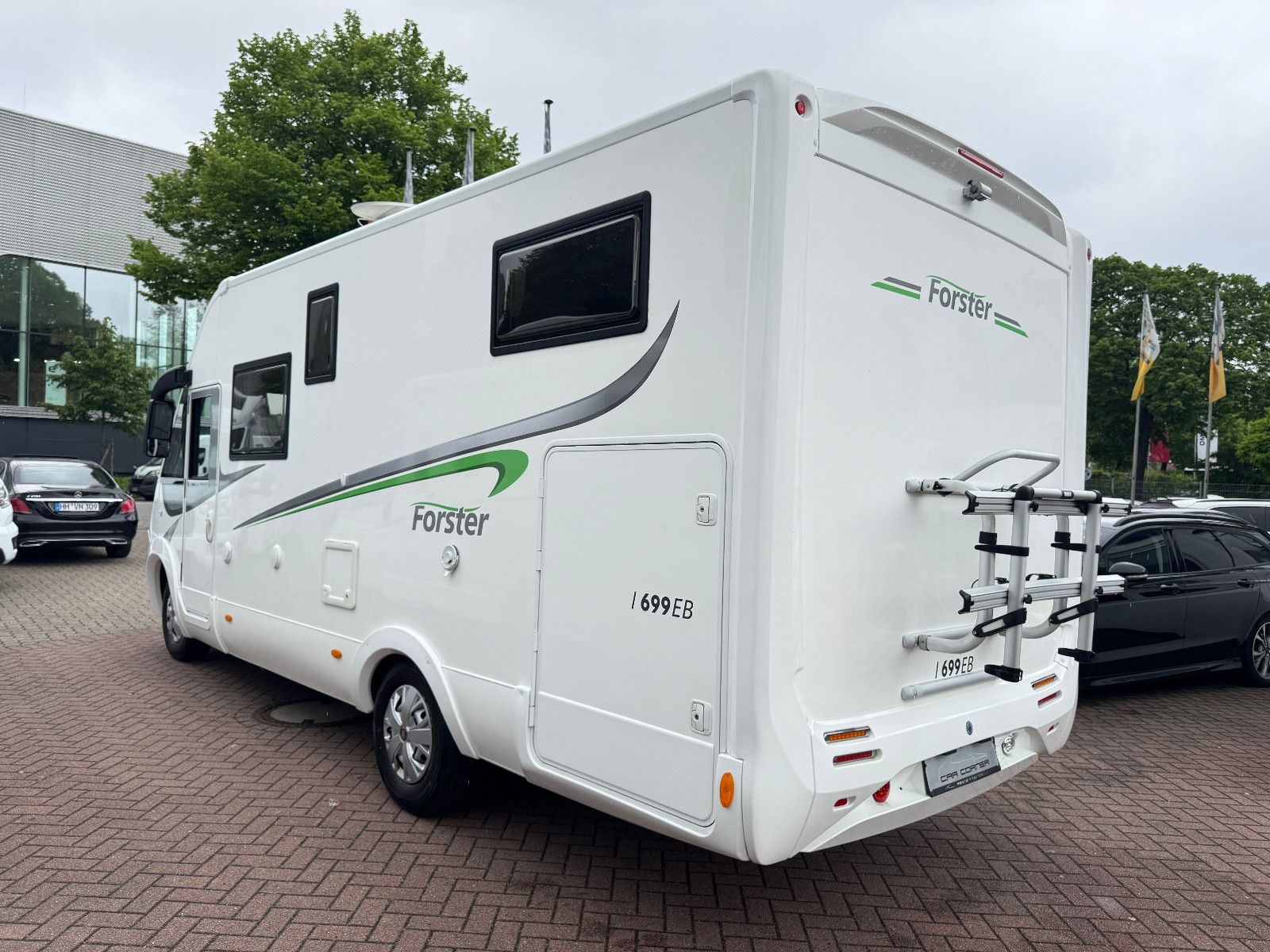 Fahrzeugabbildung Forster I 699 EB 4.4 TONNEN SOLAR LITHIUM WINTER PAKET