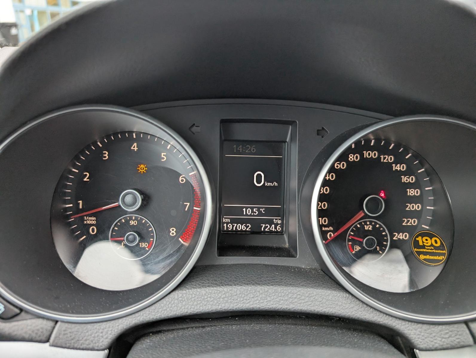 Volkswagen Golf 2011 — photo 21