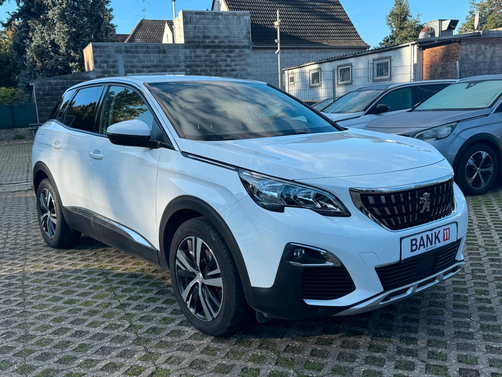 Peugeot 3008 1,2i*Navi*Teilleder*Apple Carplay*