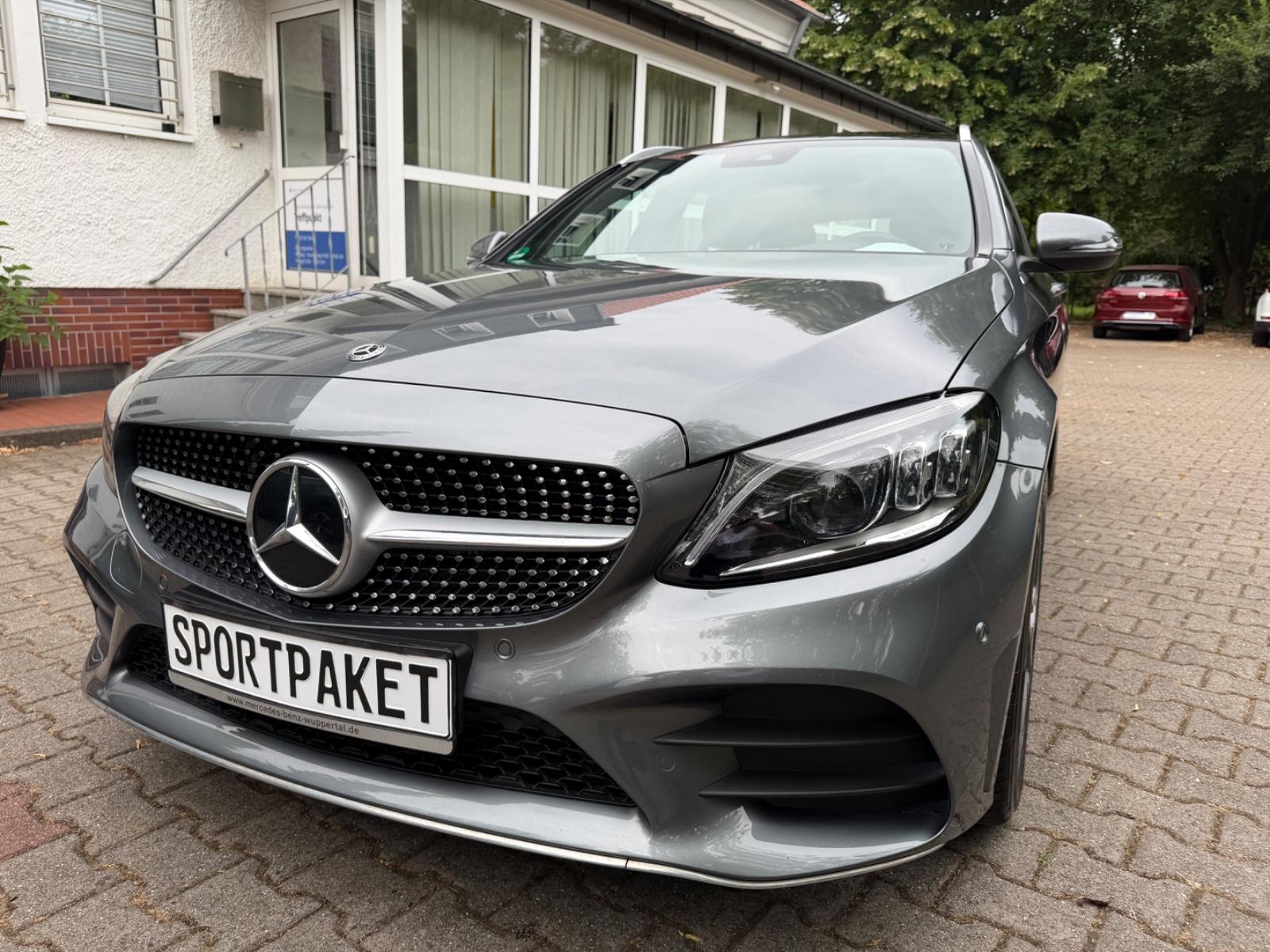 Mercedes-Benz C 180/Panorama/Kamera/AMG/