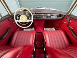 Mercedes-Benz 200D W110 HECKFLOSSE LEDER H-ZULASSUNG GEPFLEGT - Mercedes-Benz Gebrauchtwagen von 1967