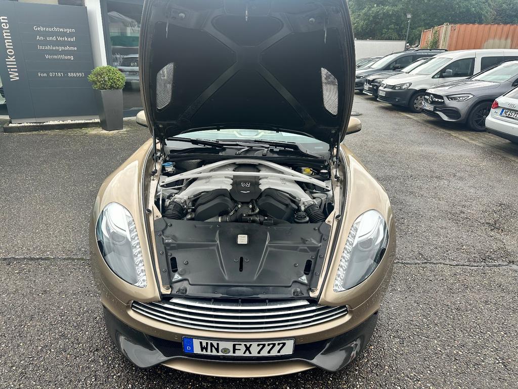 Aston Martin Vanquish