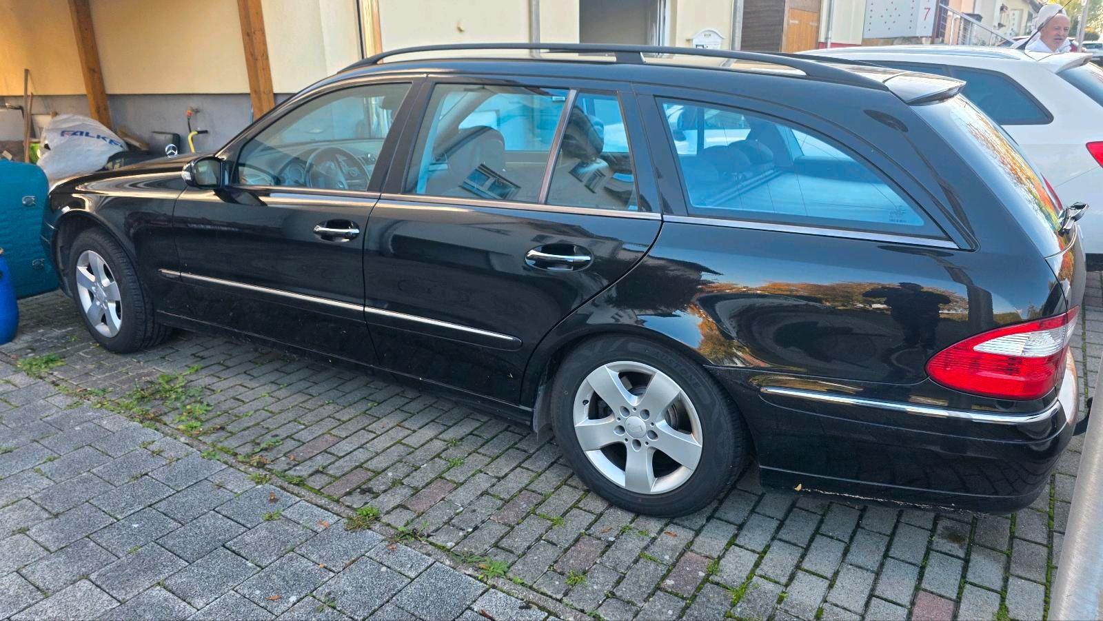 Mercedes-Benz E 280