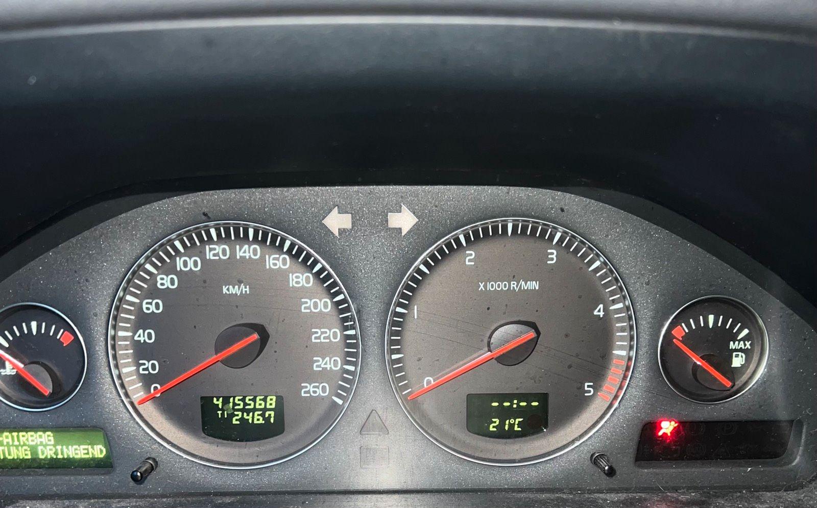 Volvo V70 2006 — photo 9
