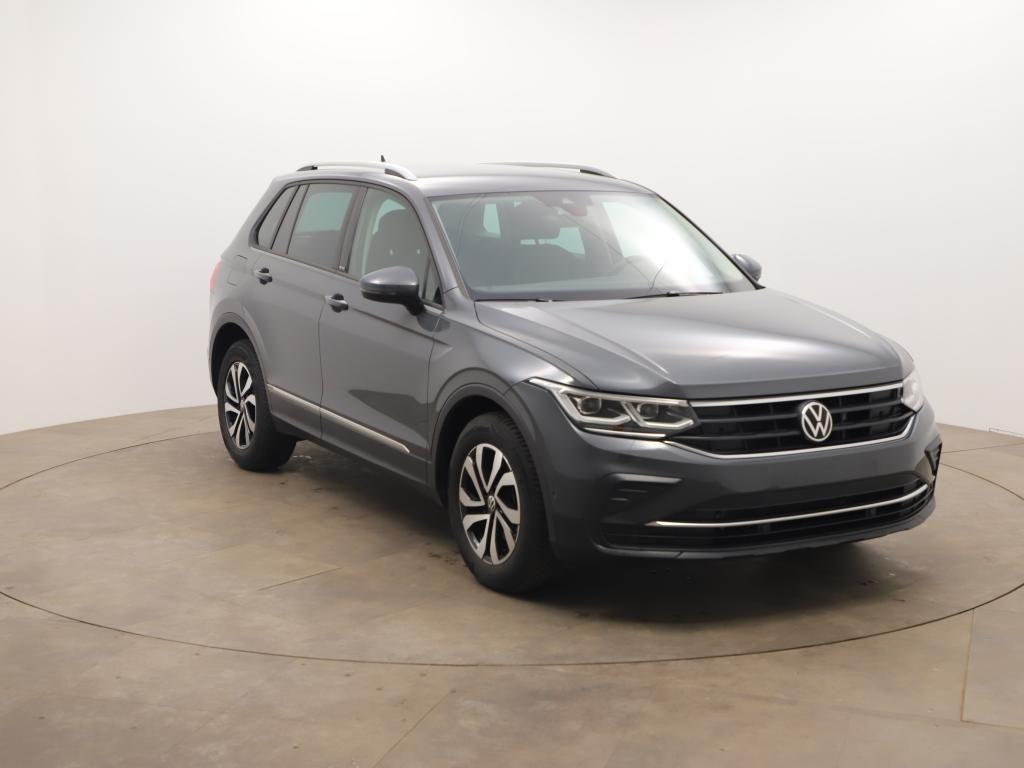 Volkswagen Tiguan Life ACTIVE 1.5 TSI 110kW 6-Gang 4 Türen, миниатюра 3