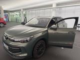 Volkswagen Tiguan Life Standheizung AHK Design/Komfortpaket