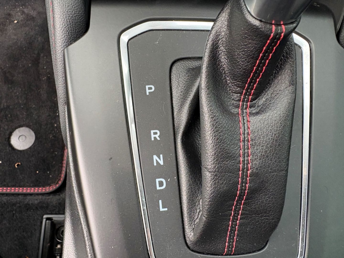Fahrzeugabbildung Ford Focus Turnier ST-Line X HUD AHK-abnehmbar Navi