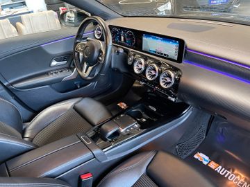 Mercedes-Benz CLA 180 *NAVI*LANE-ASSIST*KAMERA*NAVI*PDC*SZHZ*