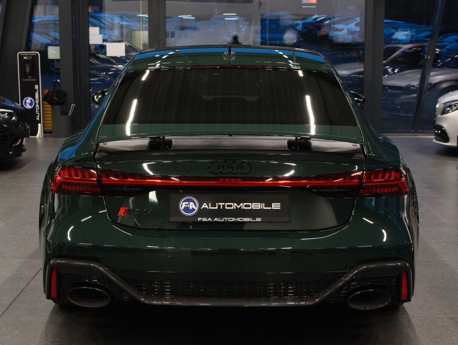 Fahrzeugabbildung Audi RS 7 Sportback 4.0 TFSI RS Essentials Paket