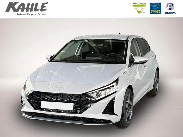 Hyundai i20 Emotion Automatik Navi Kamera
