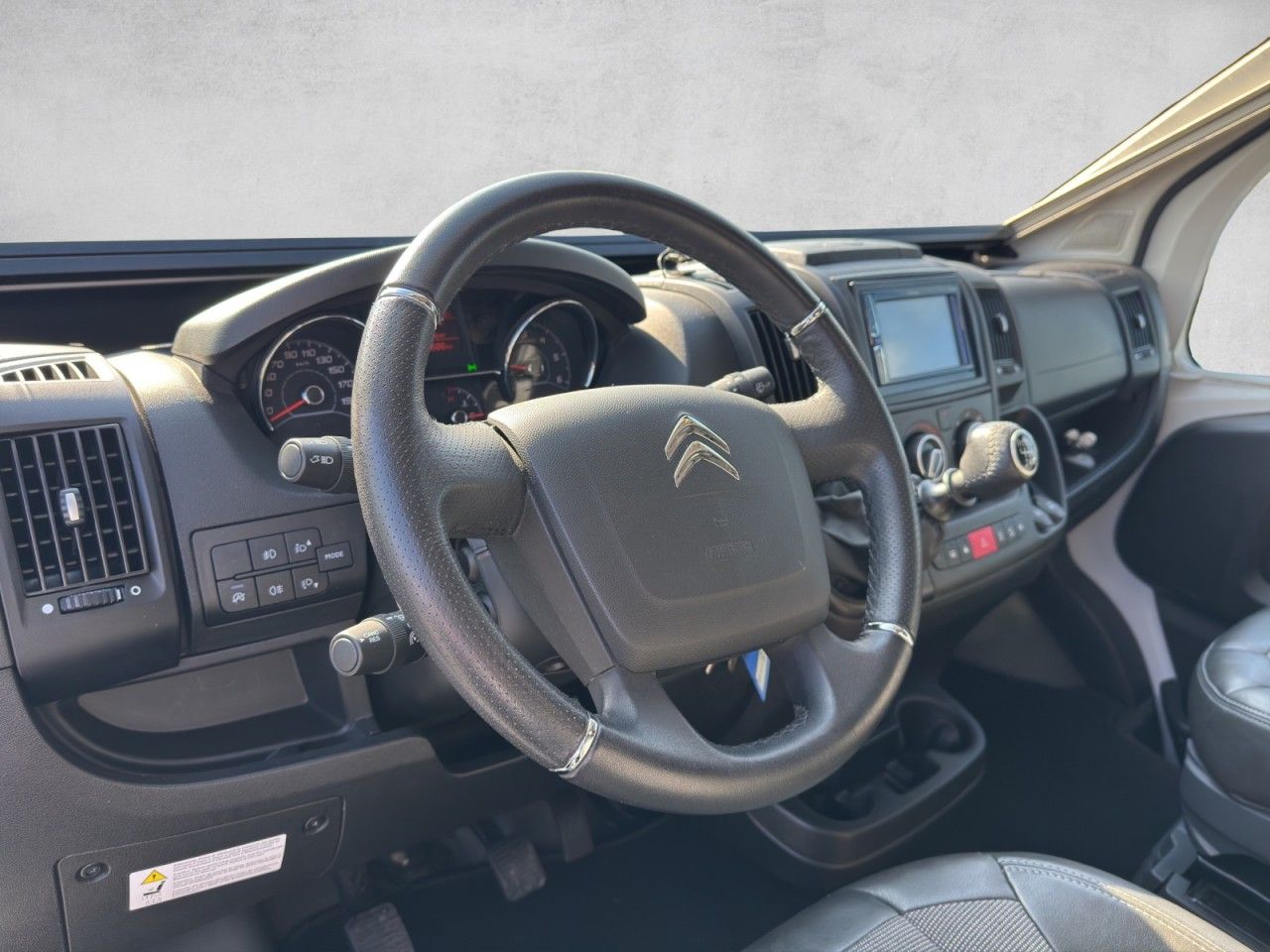 Fahrzeugabbildung Adria Twin 540 - viele Extras - 18 Zoll A/T Bereifung