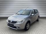 Dacia Sandero Laureate - gebrauchte Dacia Sandero aus dem Jahr 2011
