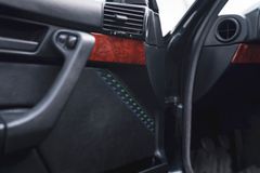 Fahrzeugabbildung ALPINA B10 Biturbo *Sonderlack / Büffel / Recaro*
