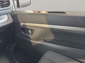Opel Zafira Life - 11