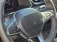Fahrzeugabbildung Captur Esprit Alpine Mild Hybrid 140 EDC