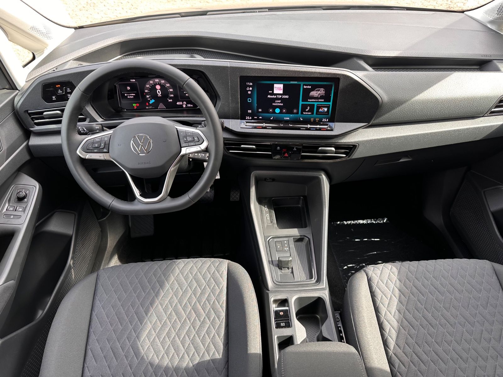 Fahrzeugabbildung Volkswagen Caddy Maxi Kombi 1.5 TSI Life DSG AHK/ACC/APP
