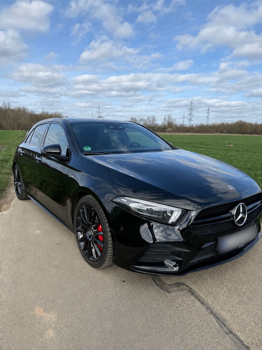 MERCEDES-BENZ A 35 AMG / 16M Garantie / Frischer Service