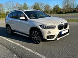 BMW X1 sDrive20i Sport Line, Pano, AHK, HUD, LED - BMW X-Reihe von privat