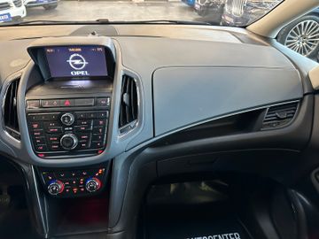 Opel Zafira C Tourer *FlexRide*Navi*Pano*AHK*