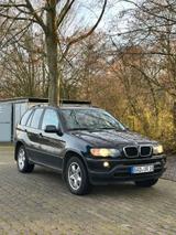 BMW X5(e53) - BMW X5 aus 2002 mit Diesel-Antrieb