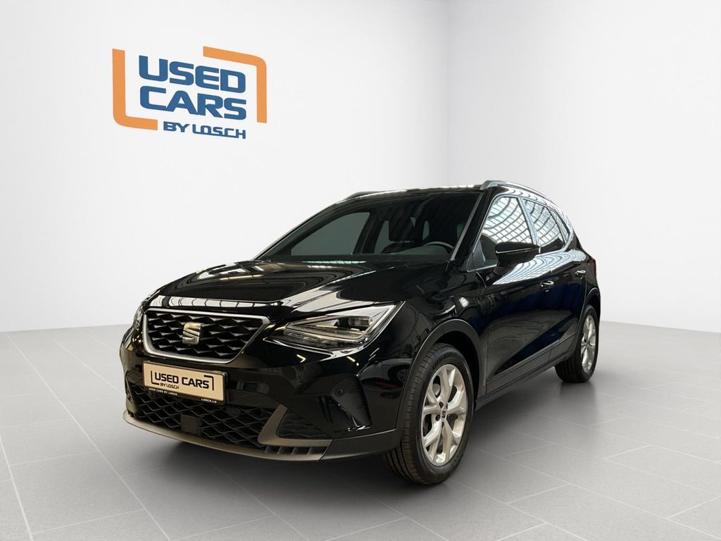 Seat Arona — hlavná fotografia