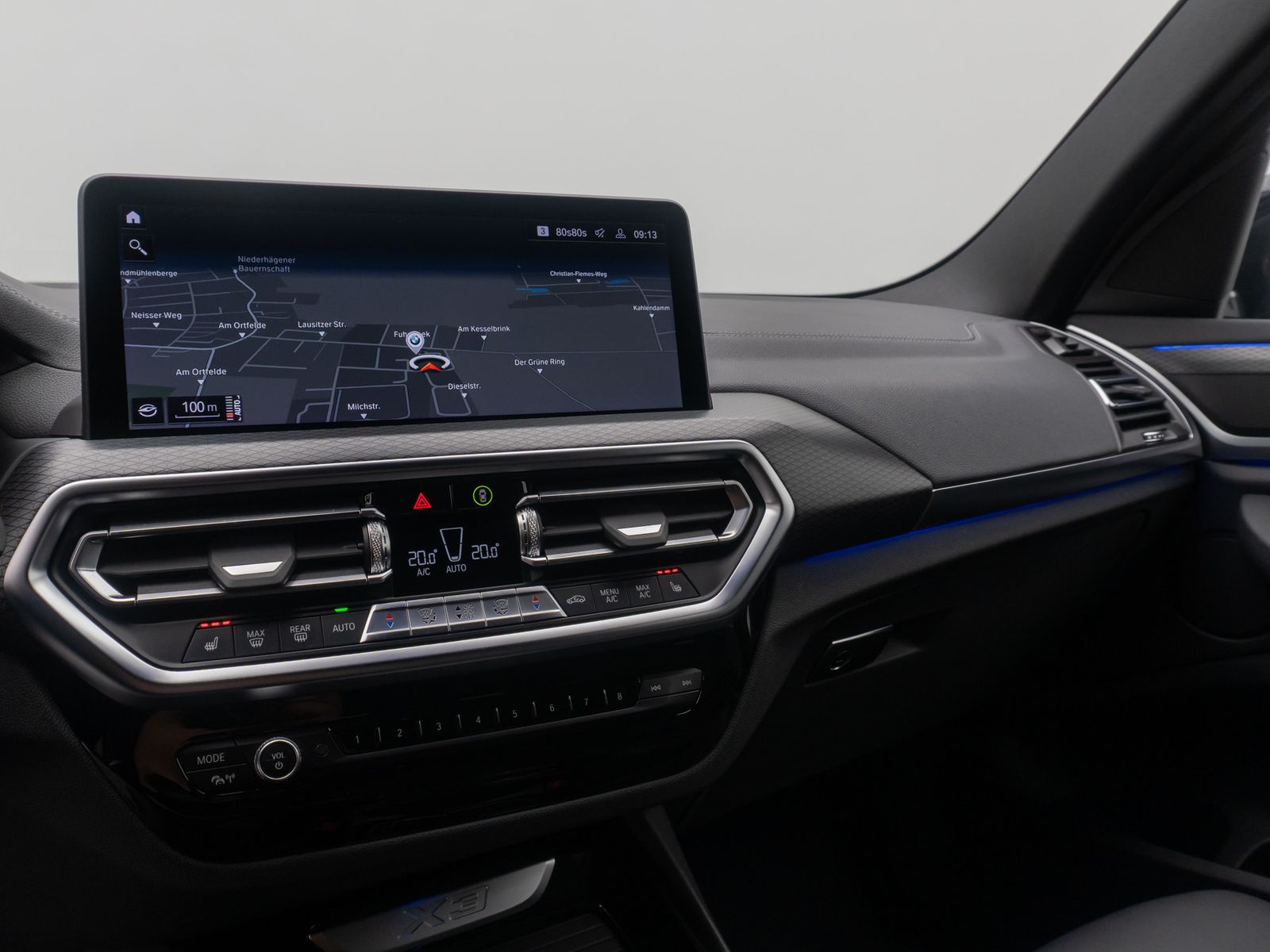 Fahrzeugabbildung BMW X3 xD30d M Sport 360°Laser Standheizung HiFi DAB