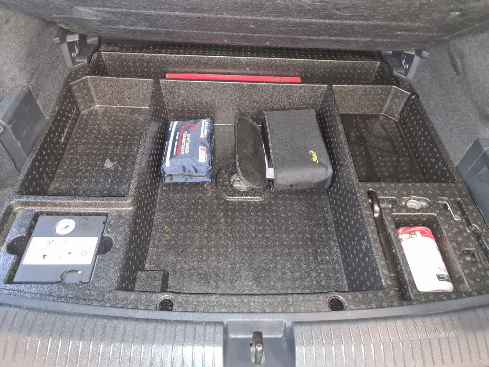 Fahrzeugabbildung SEAT Tarraco Xcellence 4Drive / LED / NAVI / GARANTIE