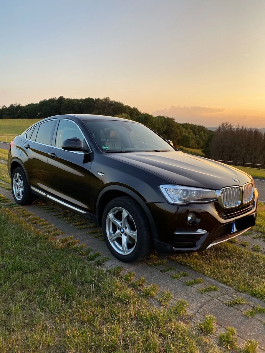 BMW X4 xDrive20d xLine / Leder braun / Scheckheft 