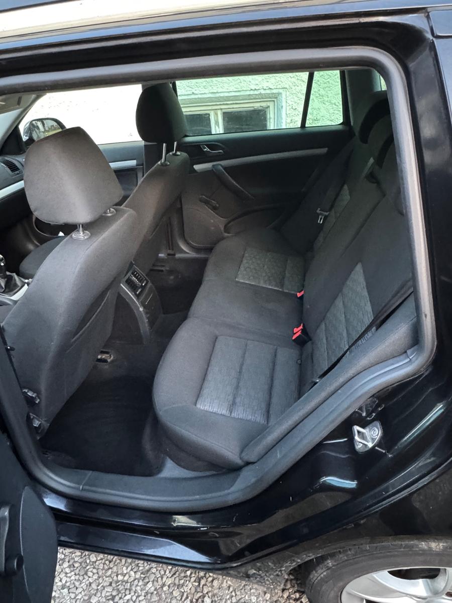 Skoda Octavia 2011 — photo 10