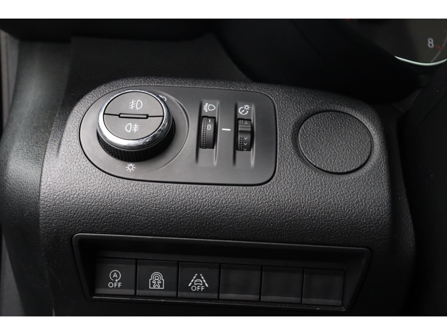 Fahrzeugabbildung Opel Combo Life INNOVATION AHK Kamera SHZ