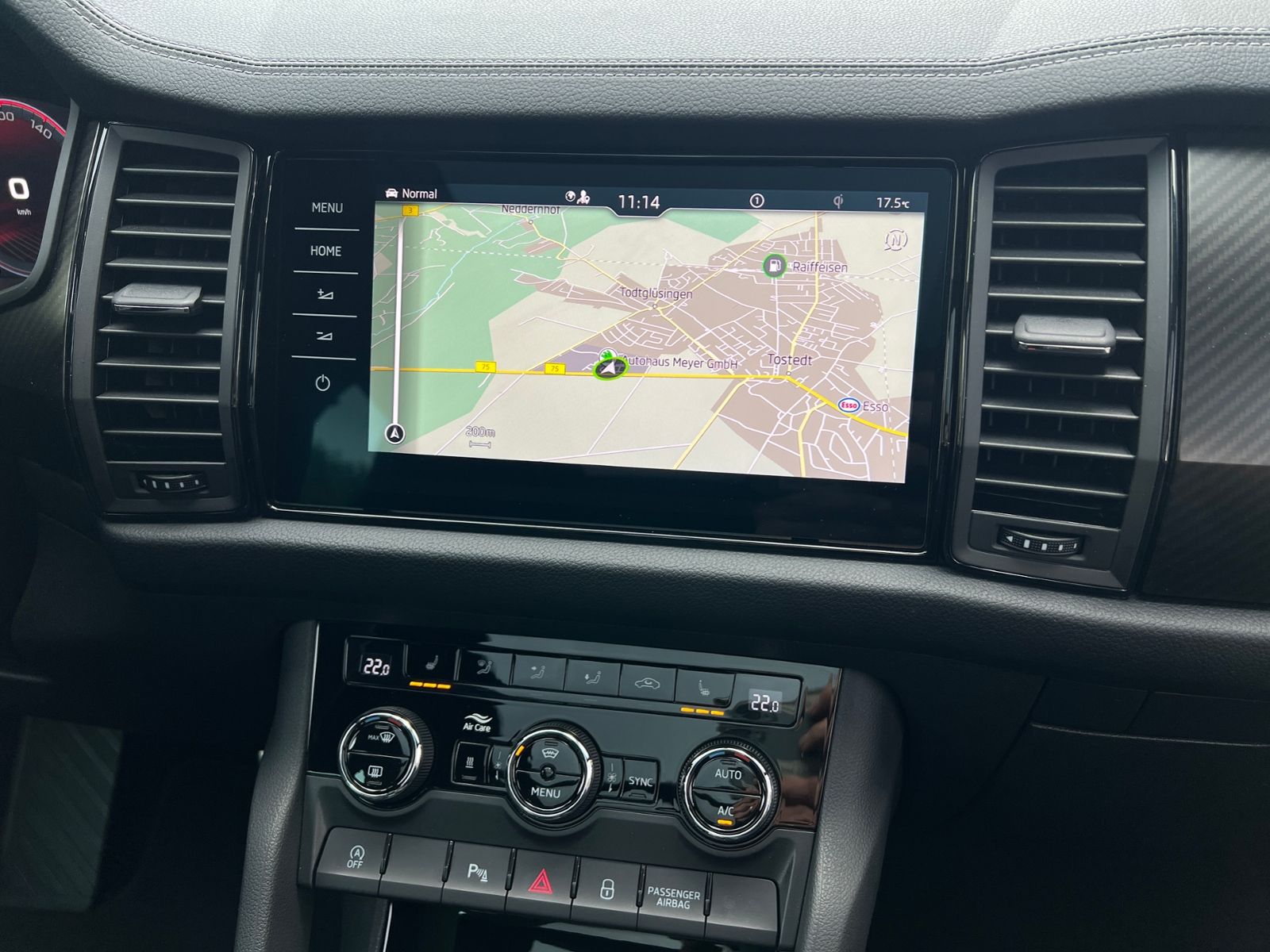 Fahrzeugabbildung SKODA Kodiaq Sportline 2.0 TDI DSG 4x4 *AHK,Pano,Stand