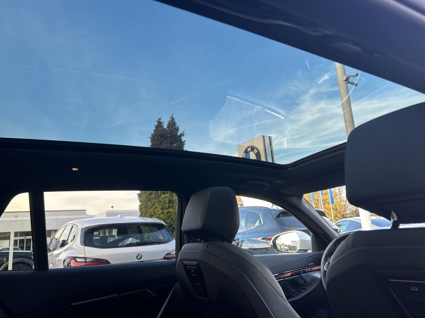 Fahrzeugabbildung BMW 550 e xDrive Touring,M Sport,AHK,Panodach,HeadUp