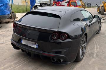 صورة 5 لـ 2017 Ferrari GTC4LUSSO