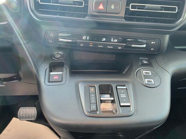 Fiat Doblo Maxi Kombi 5 Sitzer NAVI DAB SZHG