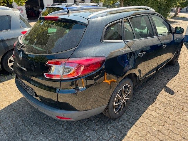 Fahrzeugabbildung Renault Megane III Grandtour BOSE Edition