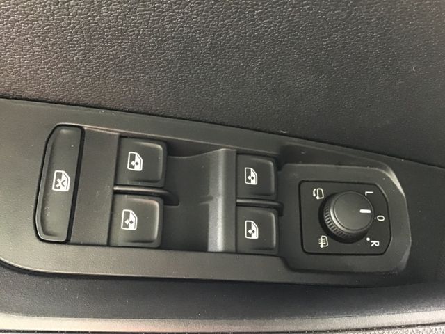 Fahrzeugabbildung Skoda Karoq Sportline 1.5TSI DSG/ACC/AHK/Matrix/Navi