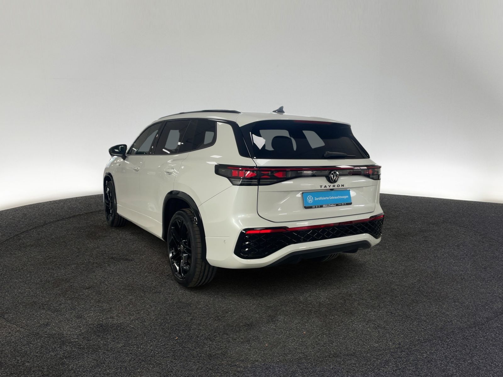 Volkswagen Tayron R-LINE BLACK eHybrid AHK PANO LEDER 20 foto 3