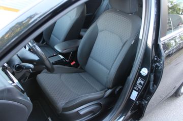 KIA cee'd Sportswagon - 11