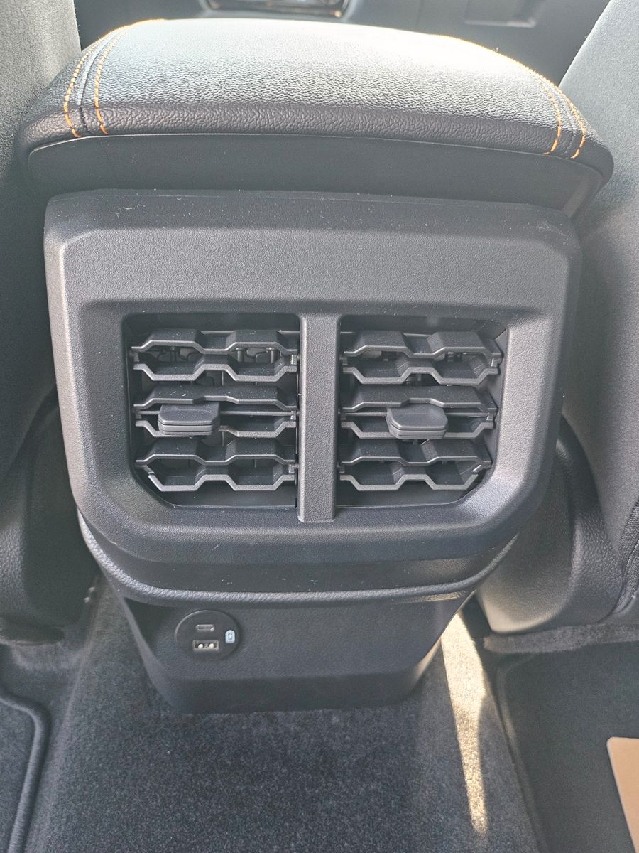 Fahrzeugabbildung Ford Ranger Plug-in-Hybrid Wildtrak e-4WD Doppelkabin