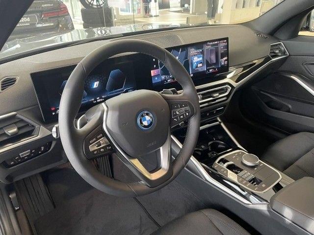 BMW 330e Touring Aut. AHK ParkingAssistant SHZ