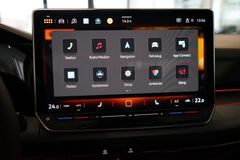 VW Golf 1.5 TSI Life | LED | ACC | Pano | 17" VW Golf 1.5 TSI Life | LED | ACC | Pano | 17"