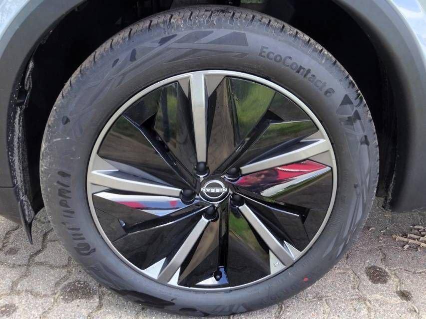 Fahrzeugabbildung Nissan Qashqai 1.3 DIG-T MHEV Automatik Tekna