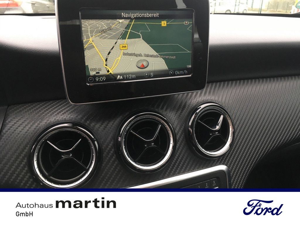 Fahrzeugabbildung Mercedes-Benz GLA 180 ALUFELGEN KLIMA PTS SHZ KAMERA NAVI USB