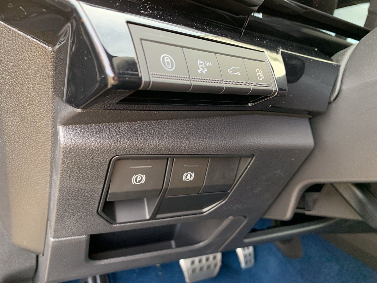 Renault Rafale - Bild 21