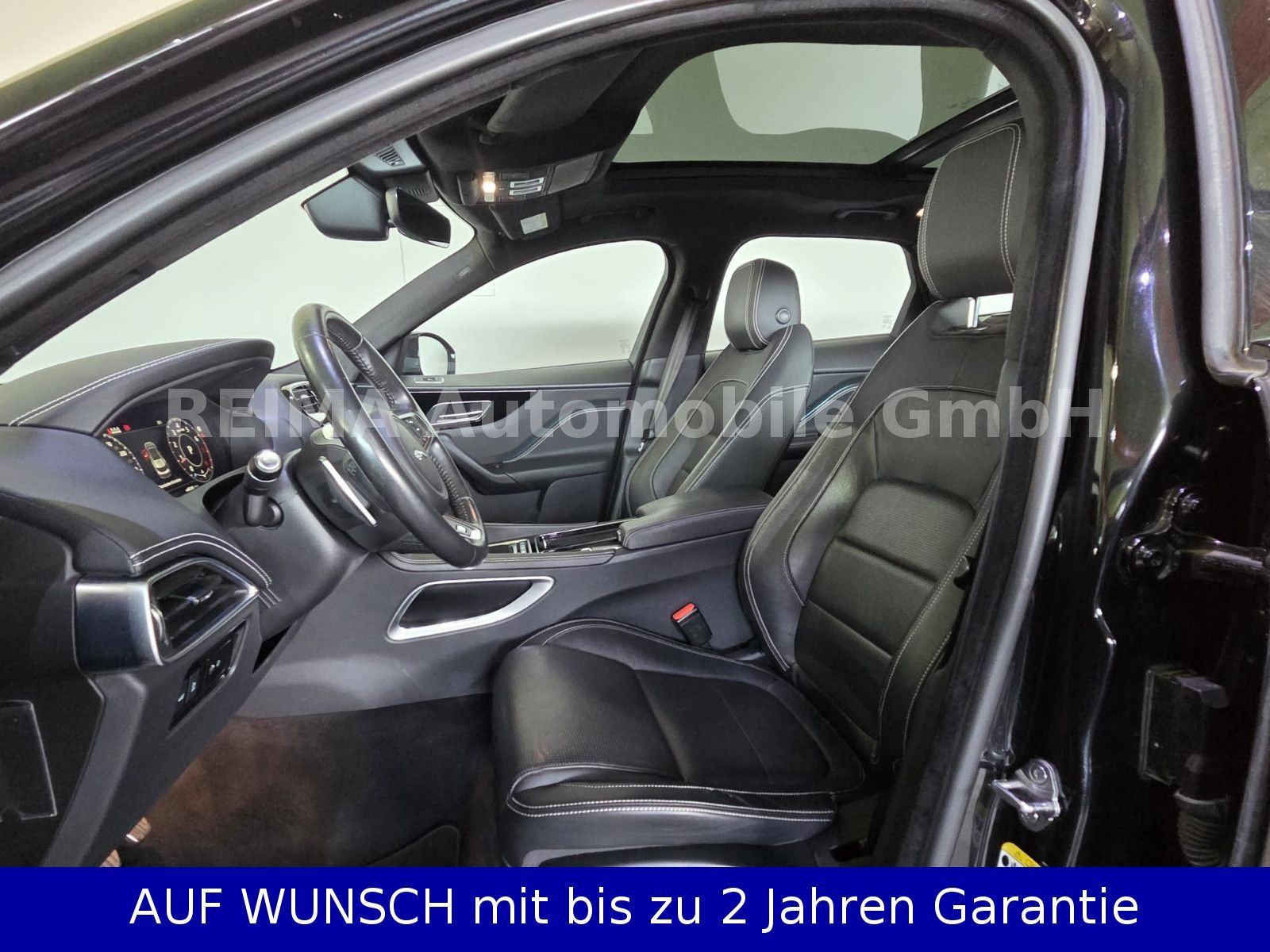 Fahrzeugabbildung Jaguar F-PACE R-Sport AWD, Pano, Meridian,