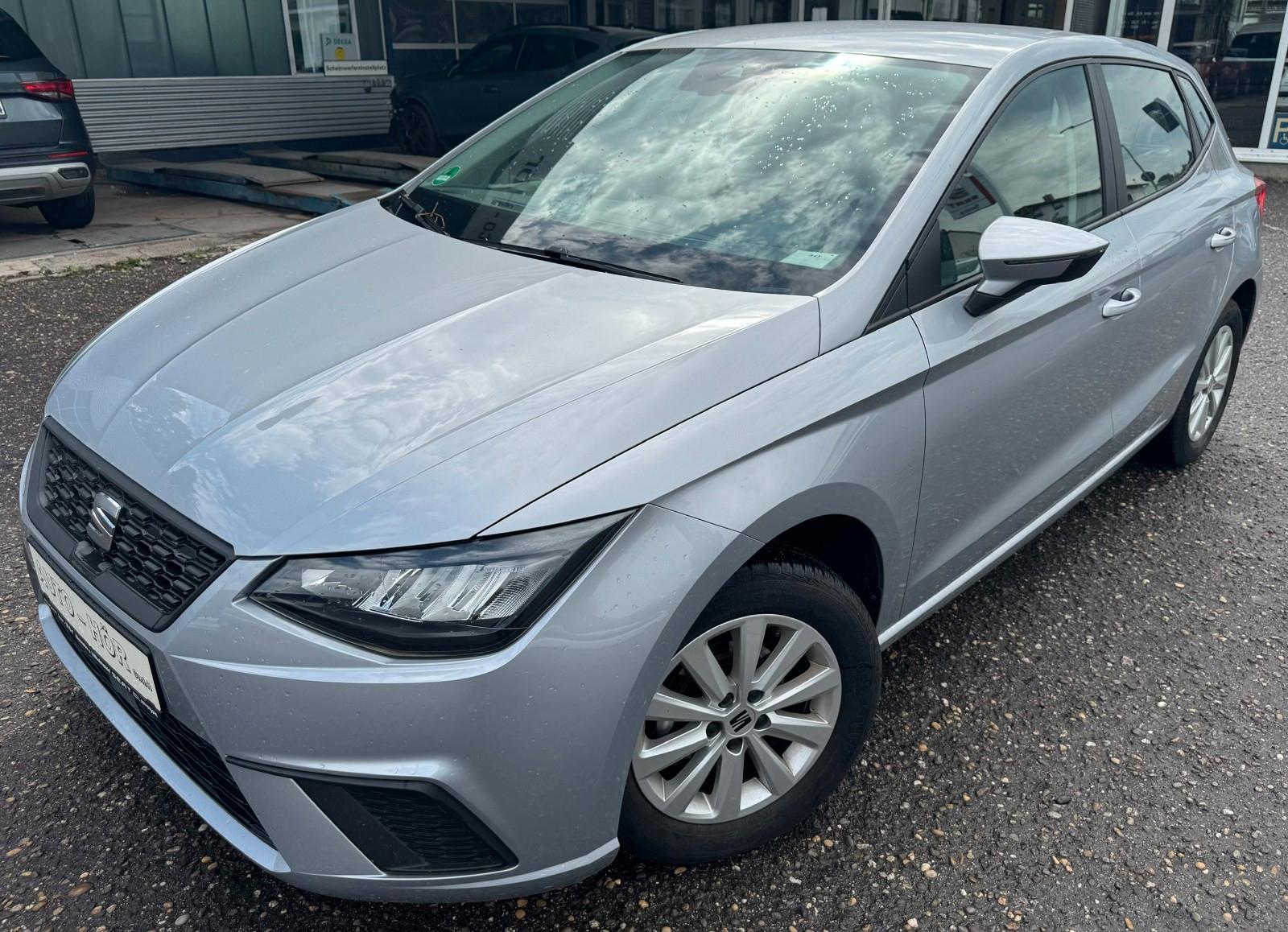 Seat Ibiza 1.0 MPI Style /NAVI/SHZ/PDC