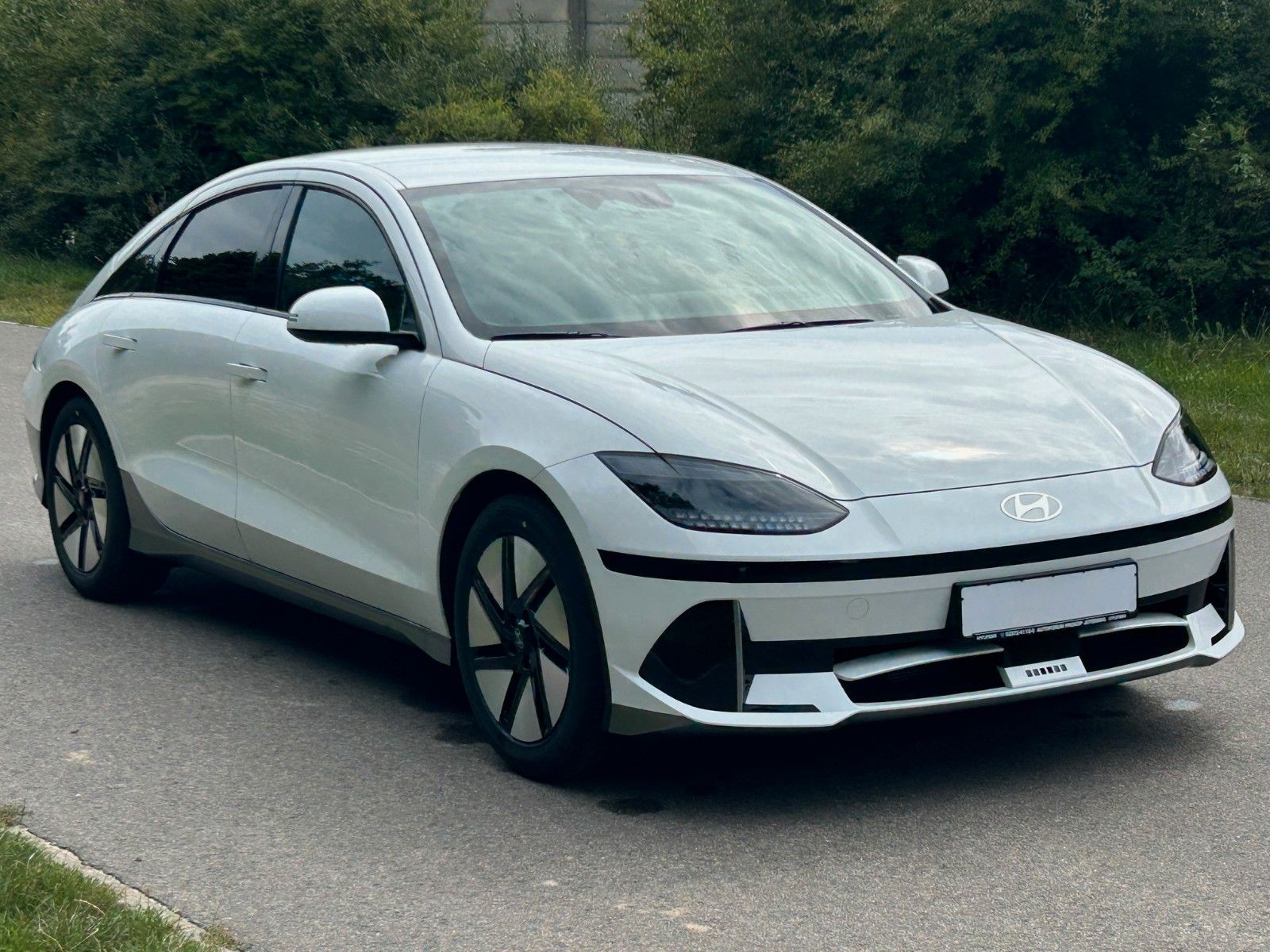 Fahrzeugabbildung Hyundai IONIQ 6 TECHNIQ 168kW *RW614KM*HeUp*MatrixLED*