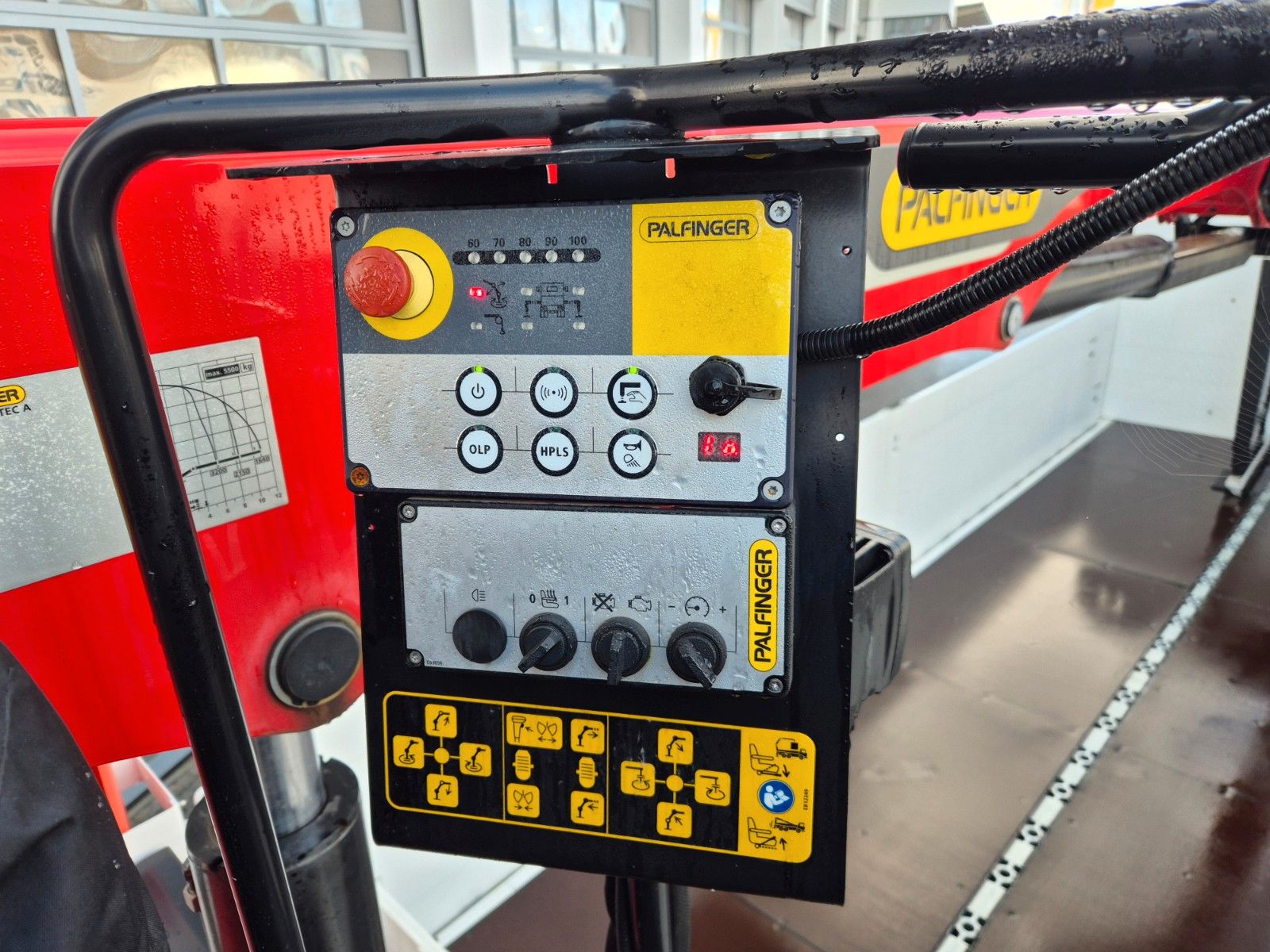 Fahrzeugabbildung MAN TGS 26.470 6x2-4 LL Baustoff Palfinger PK20.501L